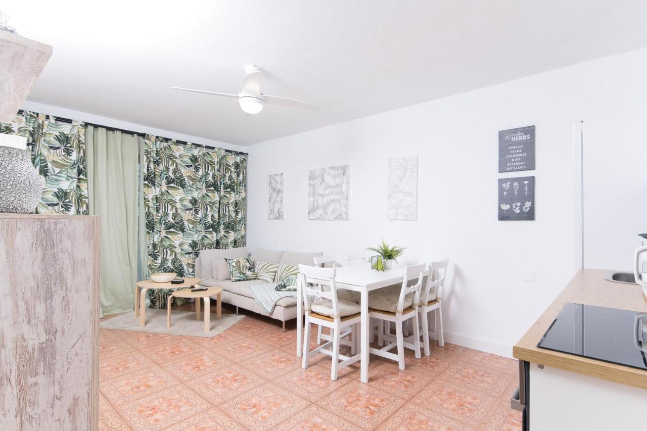 Sea View, Newly Renovated, 2 Bedrooms Apartment In Costa Adeje Exterior photo